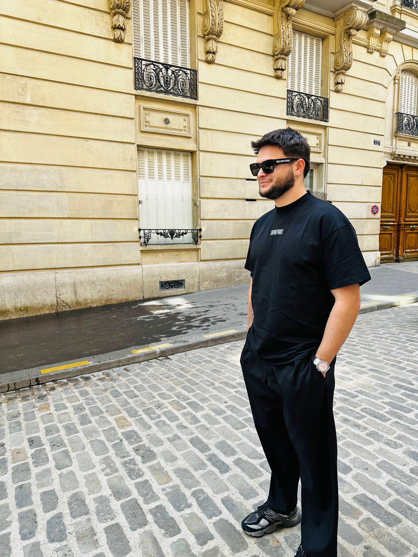 T-shirt “L’Éclat Noir” – Saphir Paris™