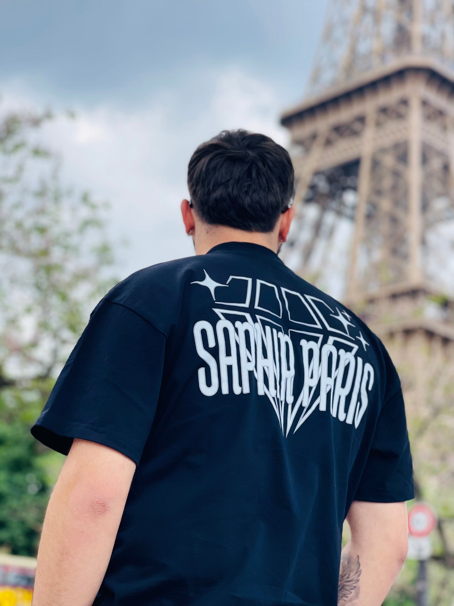 T-shirt “L’Éclat Noir” – Saphir Paris™