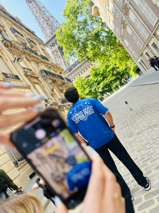 T-shirt “L’Éclat Bleu” – Saphir Paris™